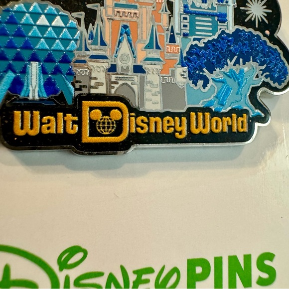 NWT. Disney Pin - Walt Disney World - Four Parks - Castle and Fireworks - Picture 6 of 7